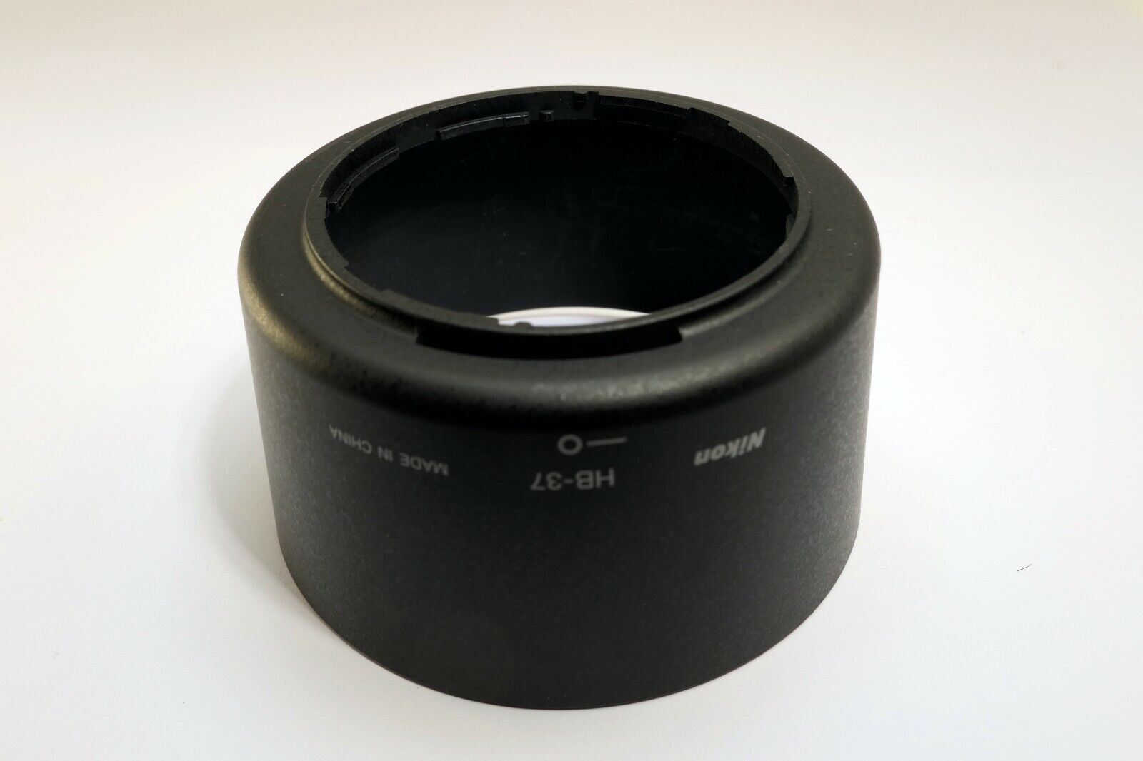 Nikon HB-37 Lens Hood Shade 55-200mm f4-5.6 VR II 85mm f3.5 micro AF-S Genuine