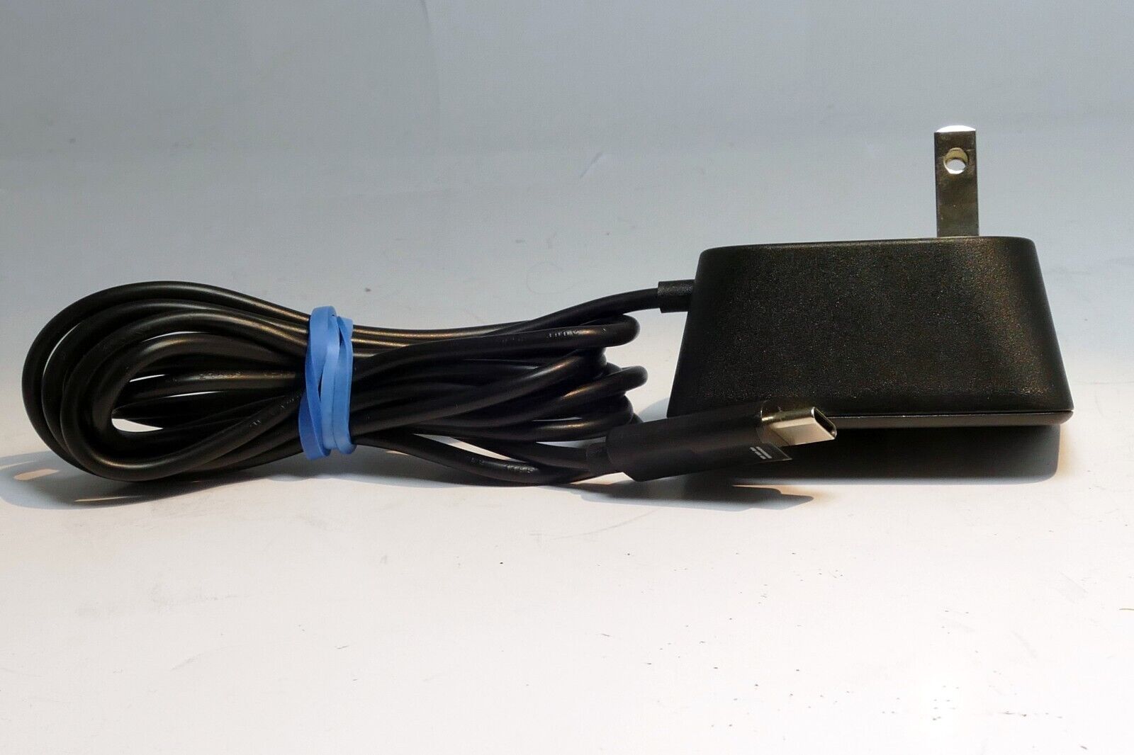 Xfinity AC Power Adapter EPS-10 100-120V 60Hz 5V 3A USB-C New