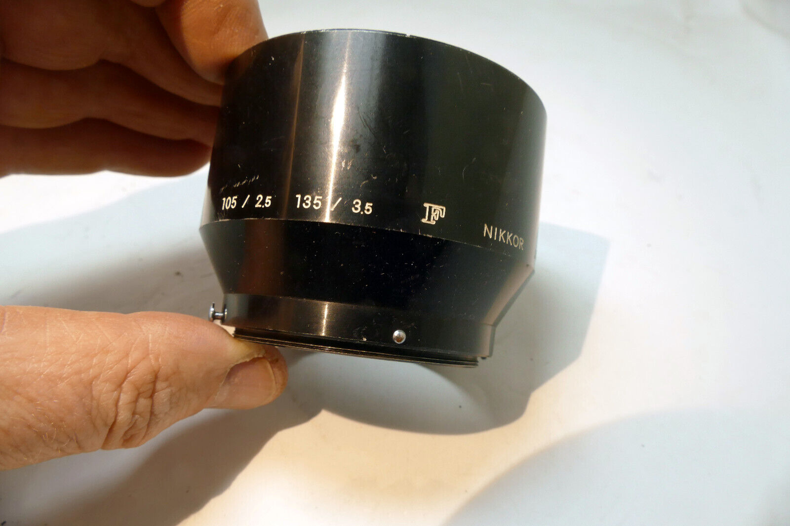 Nikon F Nikkor  Lens Hood Metal for 105mm f4  Micro f2.8   f2.5 Non-Ai