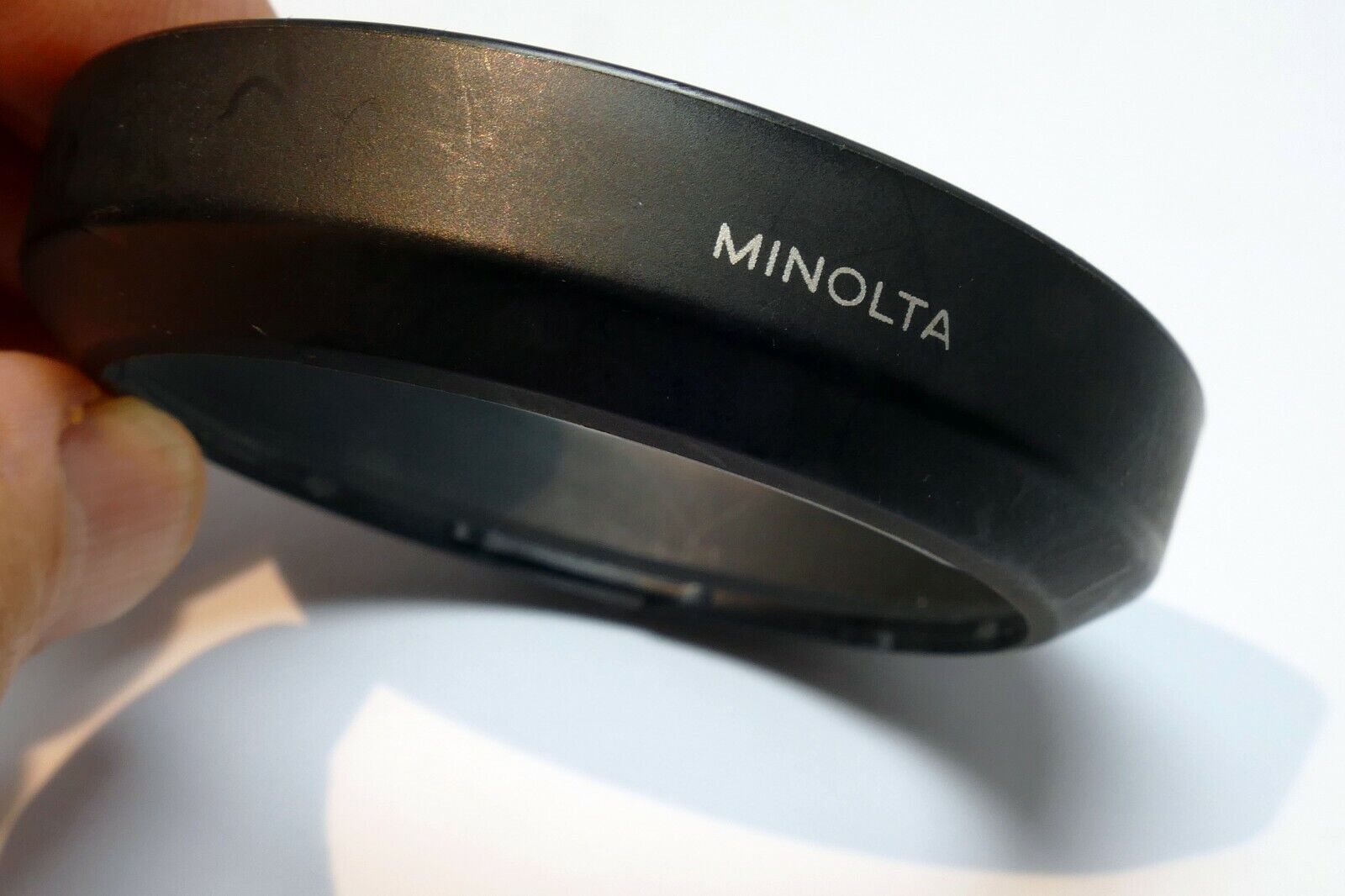 Minolta A 28-100mm  Lens Shade Hood for   f3.5-5.6 D  AF Lens