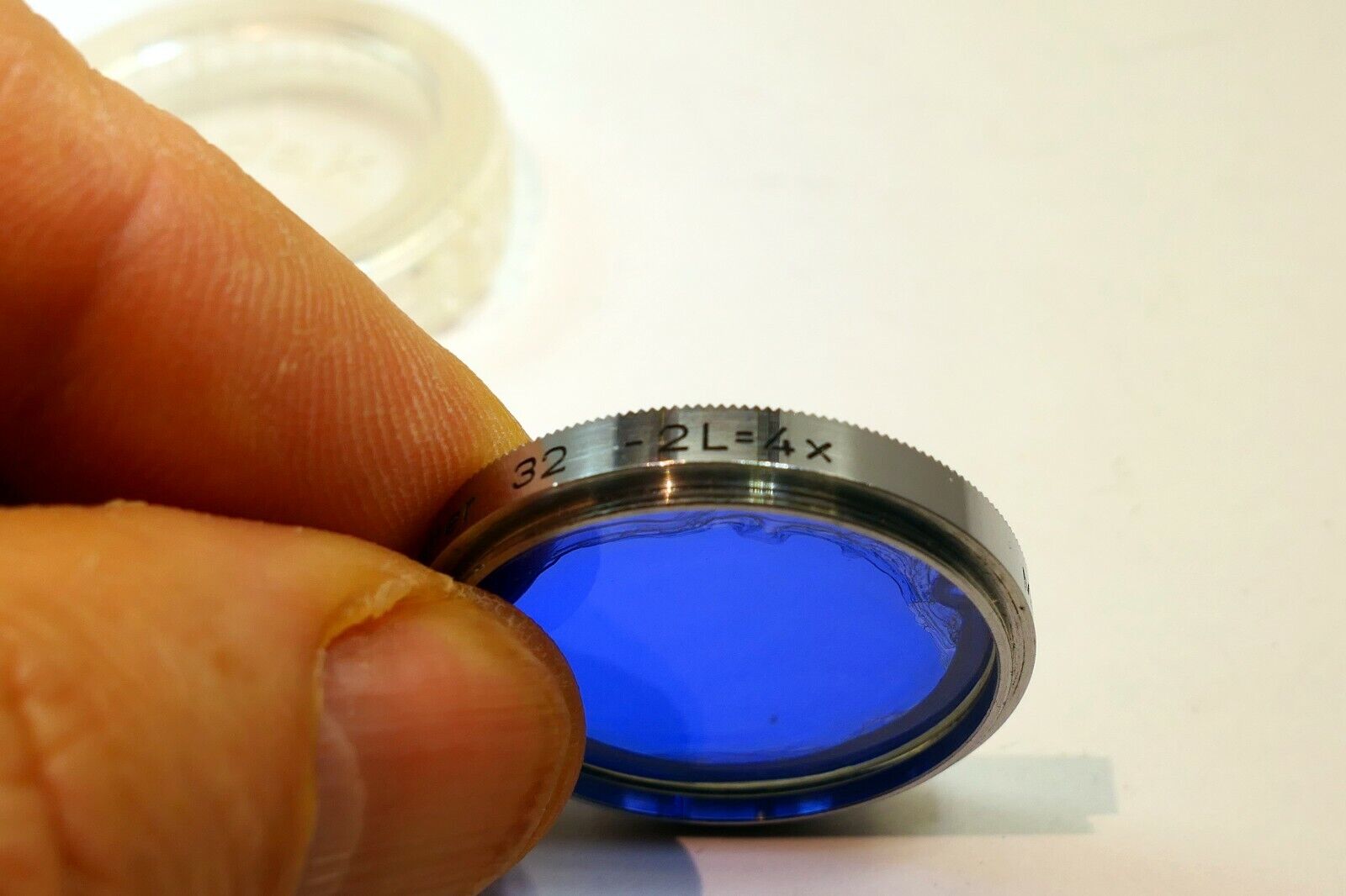 30mm Kodak Photoflood 32 2L=4X Lens filter made in Germany (damaged separation)