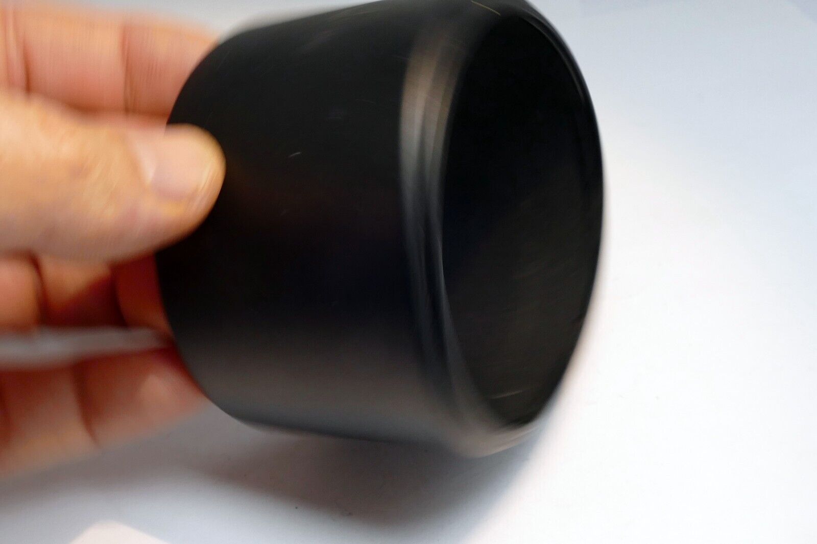 62mm OD Lens Hood Shade plastic twist on type