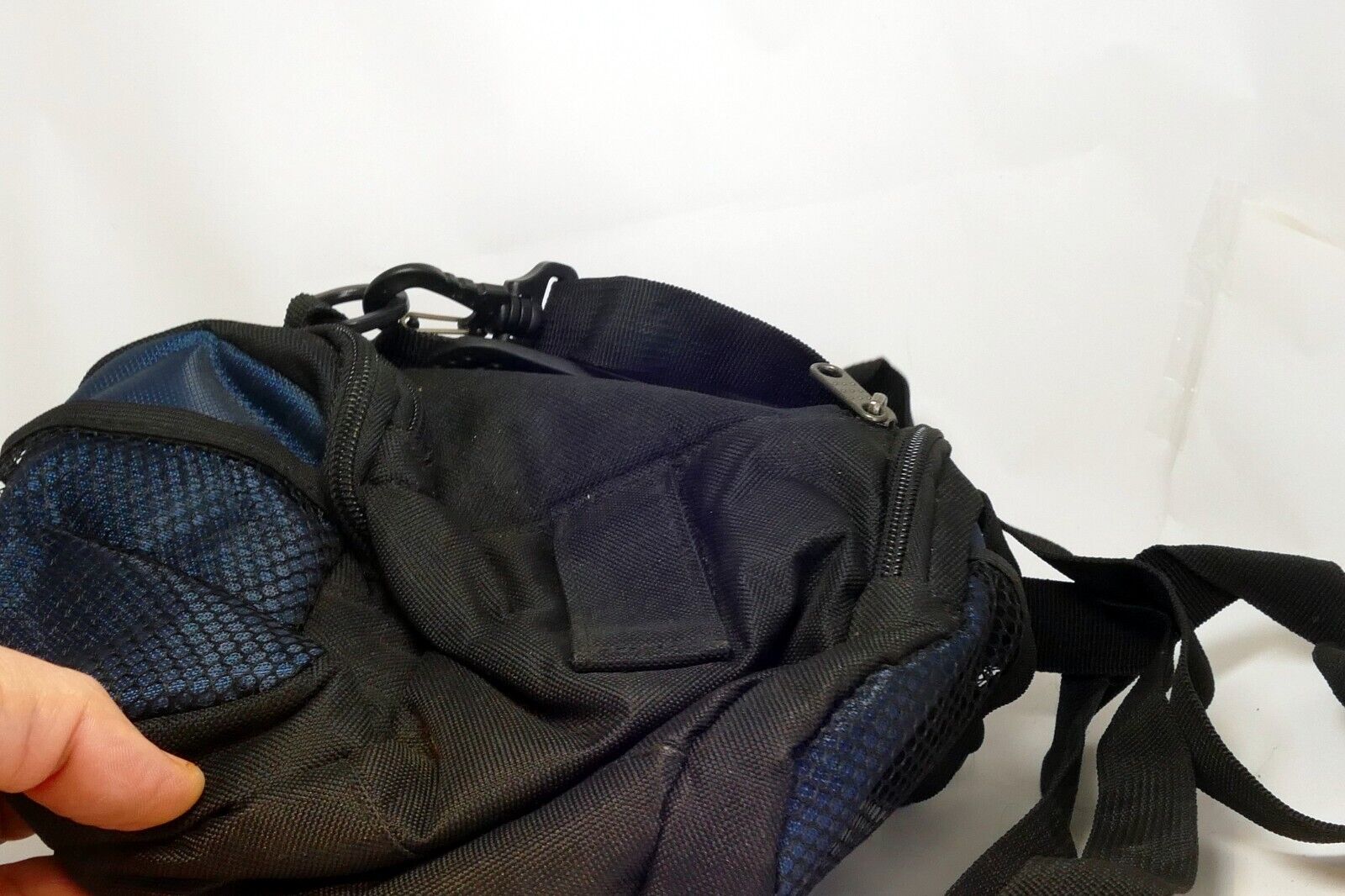 LeZura Camera Messenger Case Black /  Blue with shoulder strap