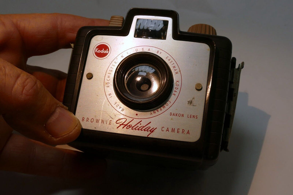 1950's Kodak Brownie Holiday Flash Camera w/ Dakon Lens use 127 film