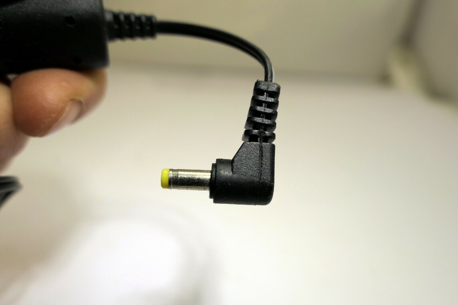 Canon CA-PS300 AC Power Adapter 100-240V Genuine OEM 3.6V 1.5A
