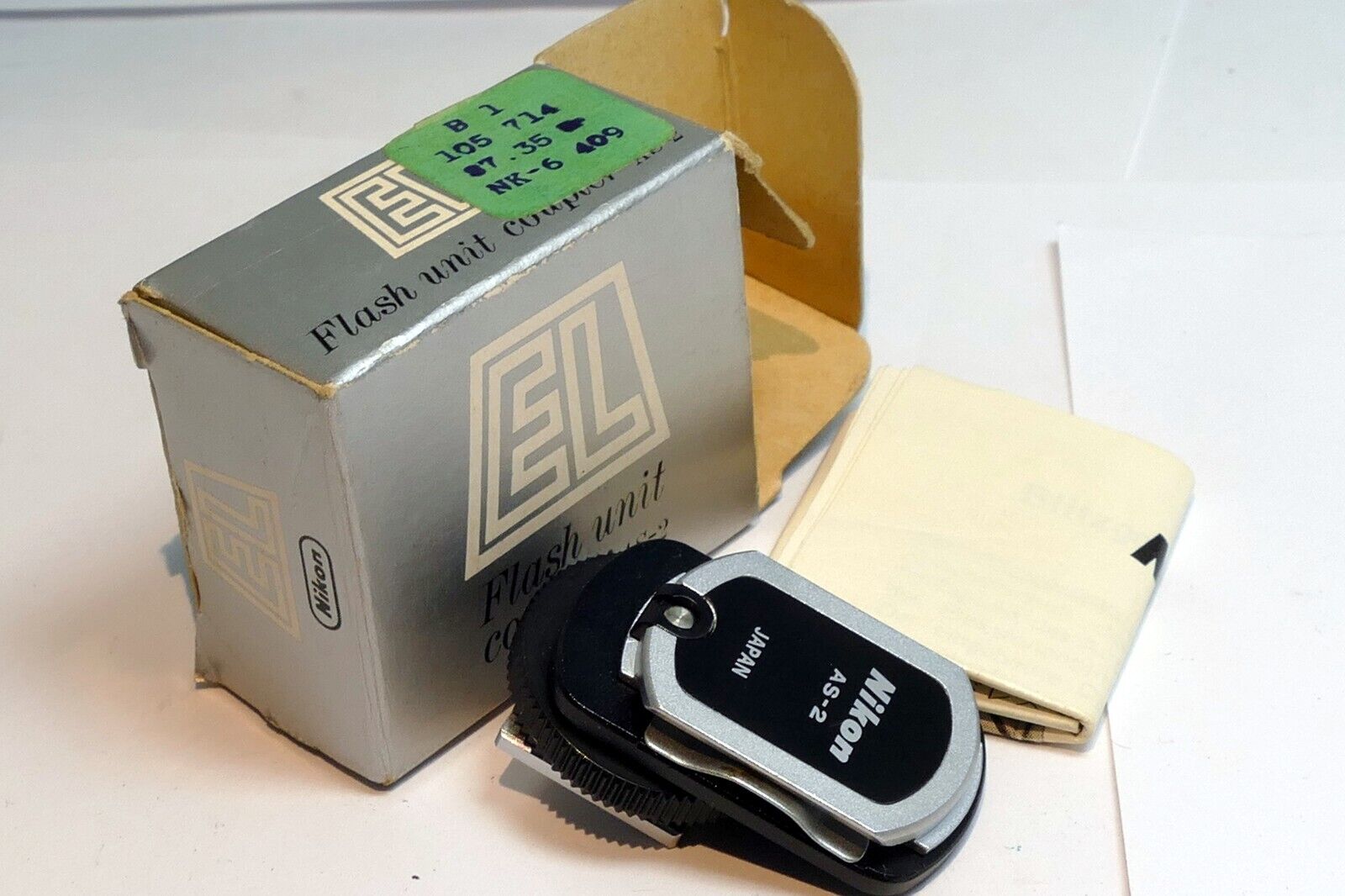 Nikon AS-2 Flash  Coupler Adapter for EL Nikkormat cameras Boxed- MINT