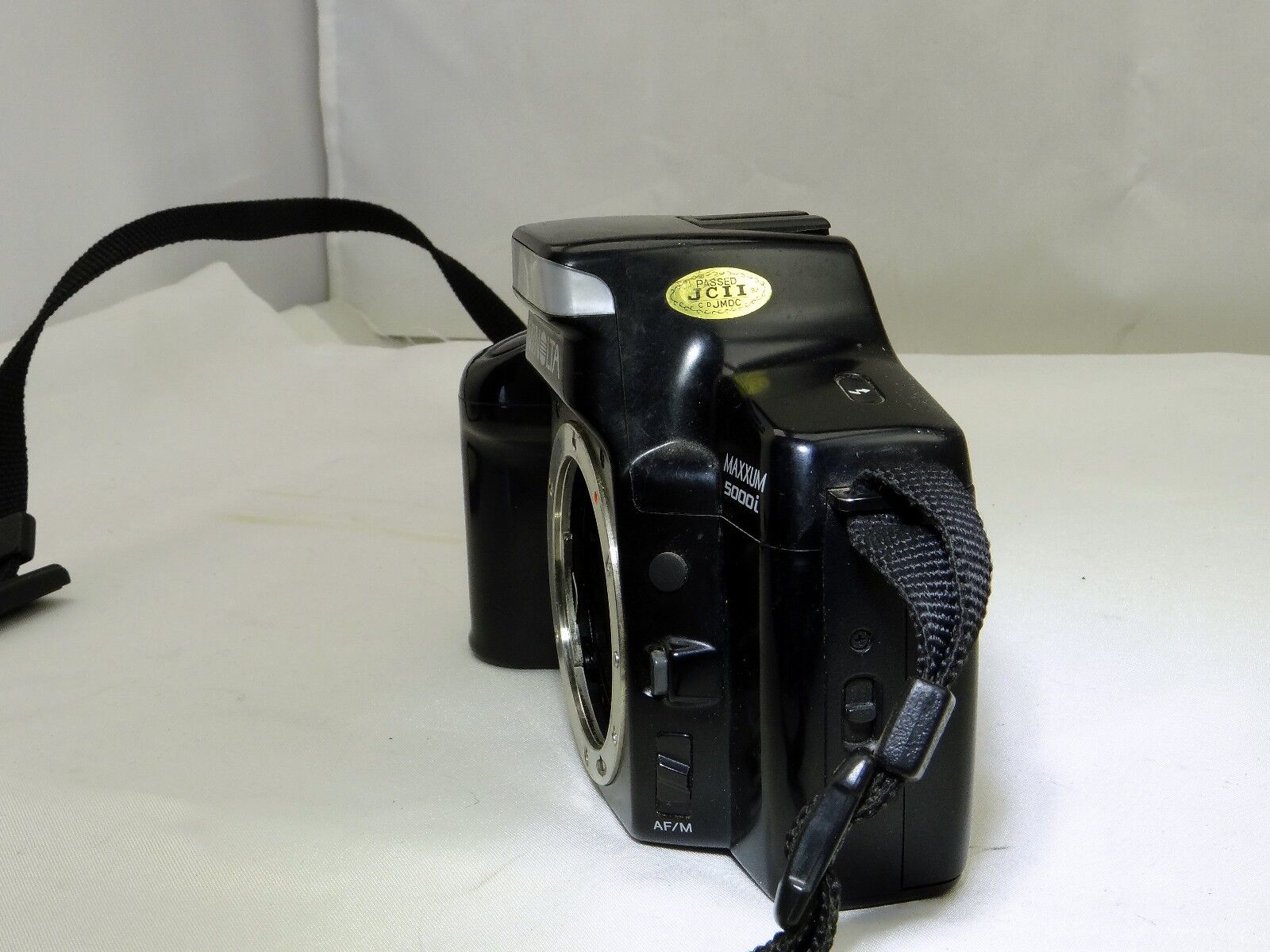 Minolta Maxxum 5000i 35mm SLR Film Camera AS IS parts repair