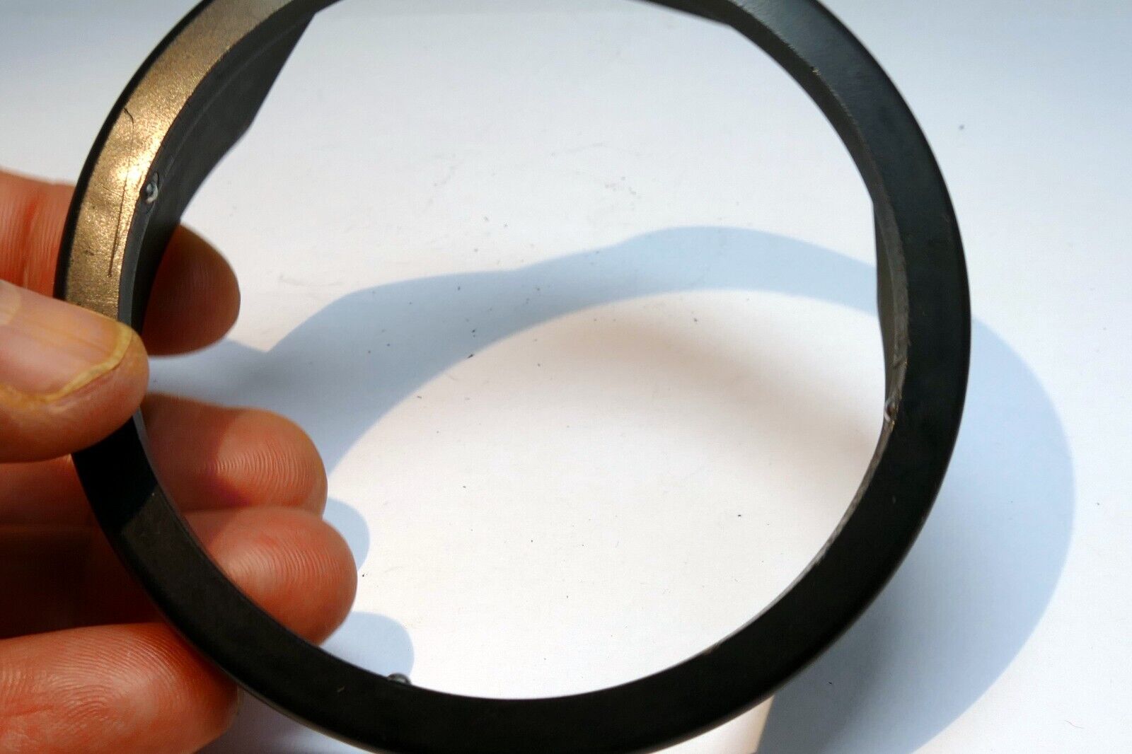 Lens hood Shade 80mm ID incomplete, missing ring