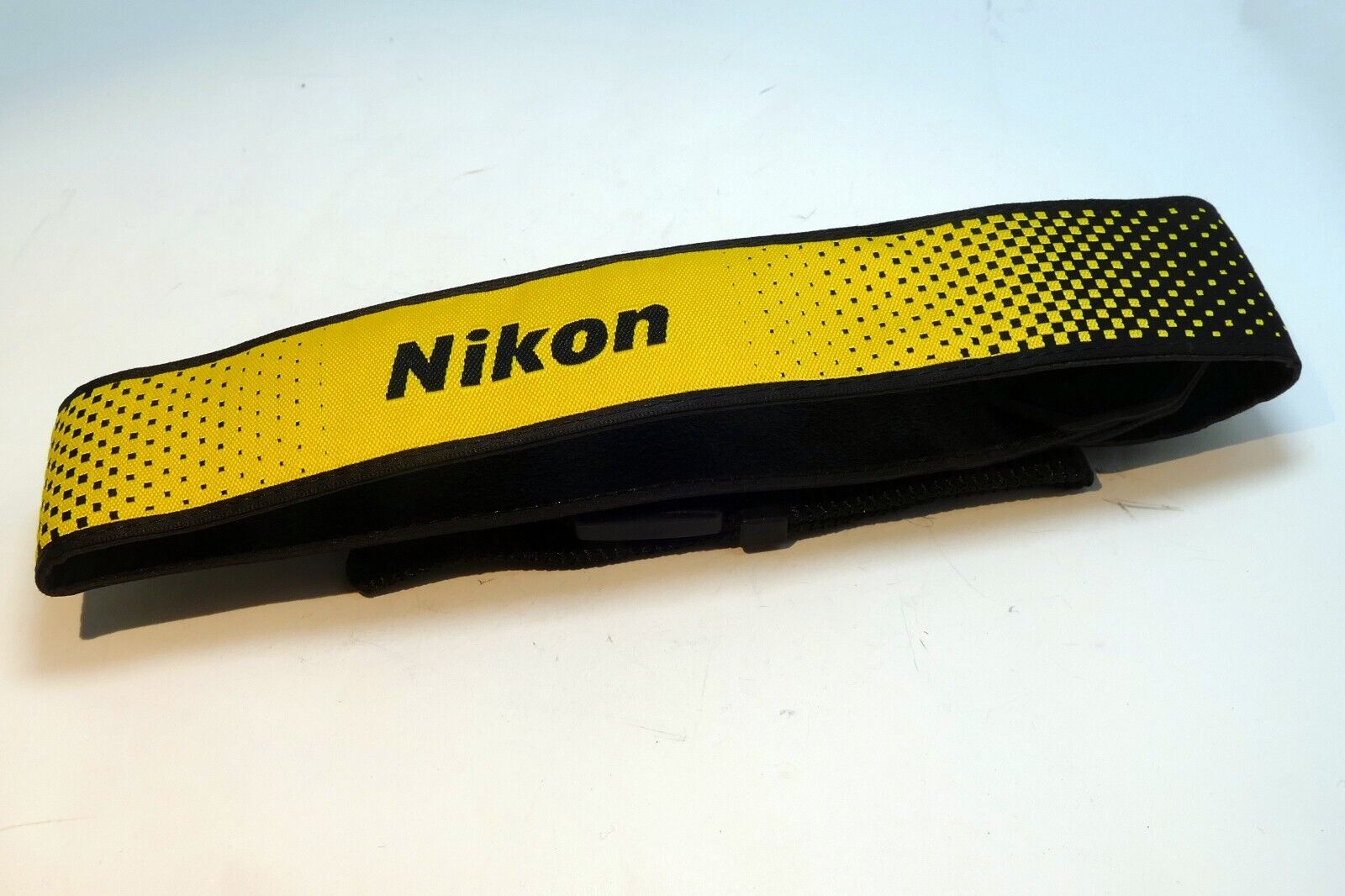 Nikon Z Digital Z5 Z6 Z7 Camera Shoulder neck Strap 3cm wide Original OEM - mint