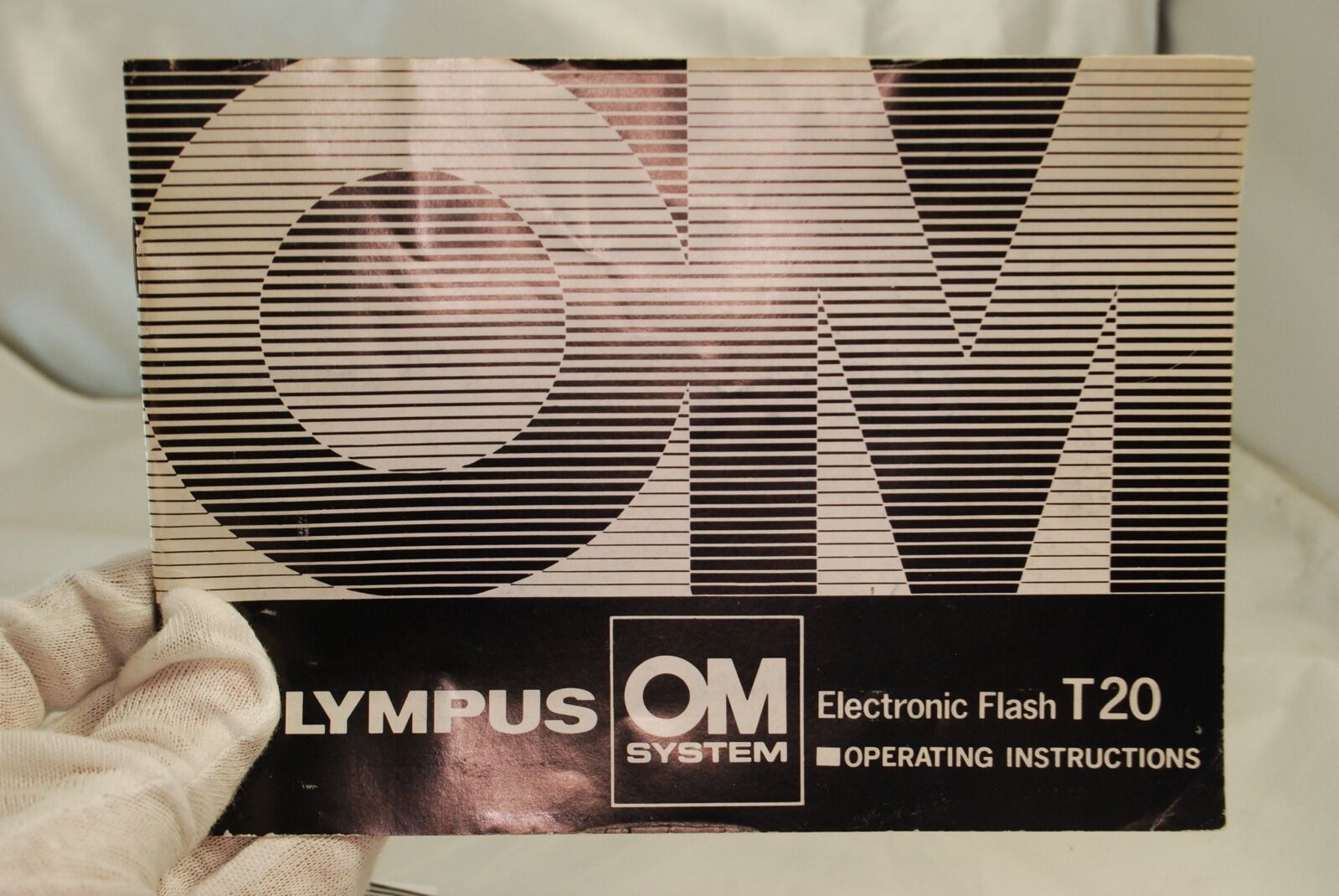 Olympus OM System Electronic Flash T20 Operating  Instructions 7119106