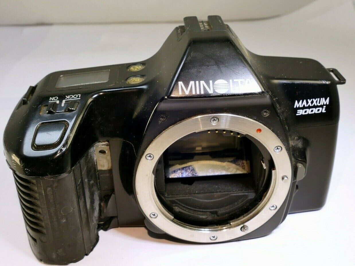 Minolta 3000i Film Camera Body only - Untested for Parts or Repair AS IS