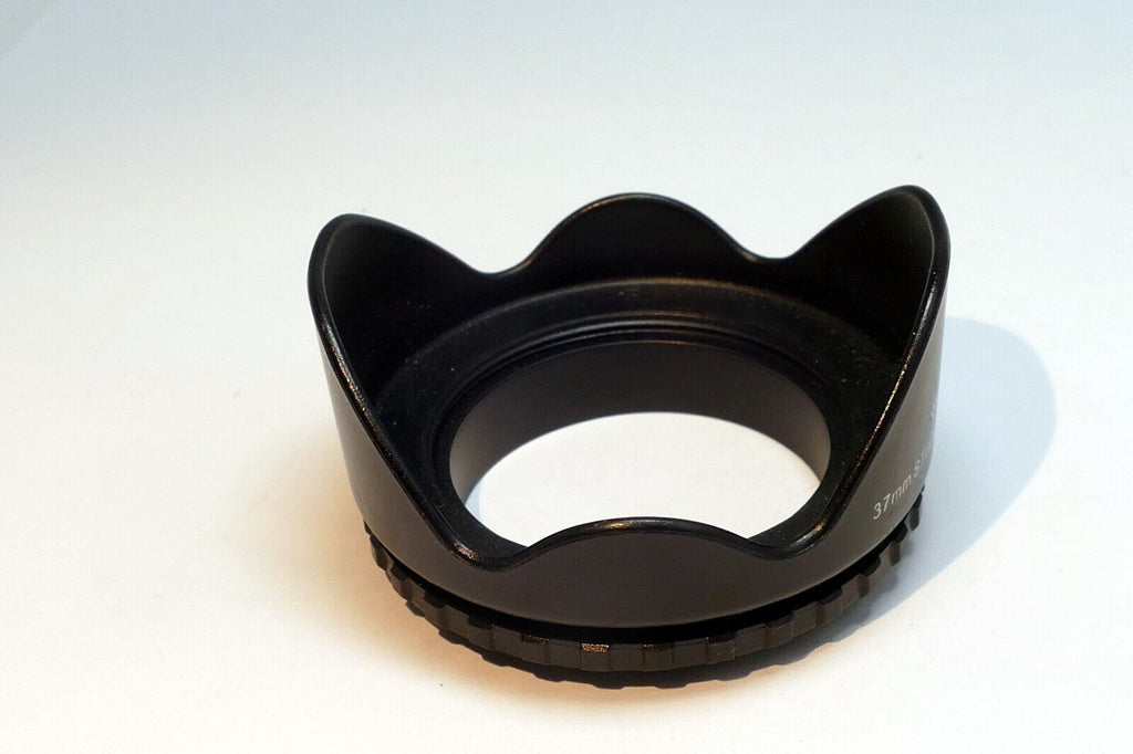 Polaroid 37mm Lens Hood Shade Threaded screw in  plastic tulip petal shape