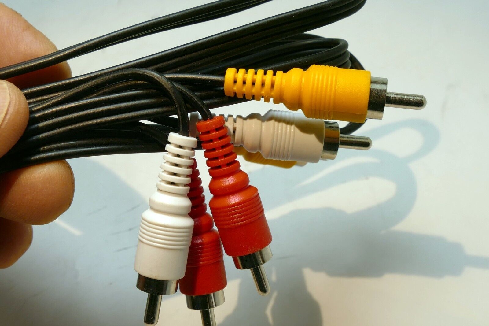 RCA Audio / Video Cable 6  feet  male to male stereo