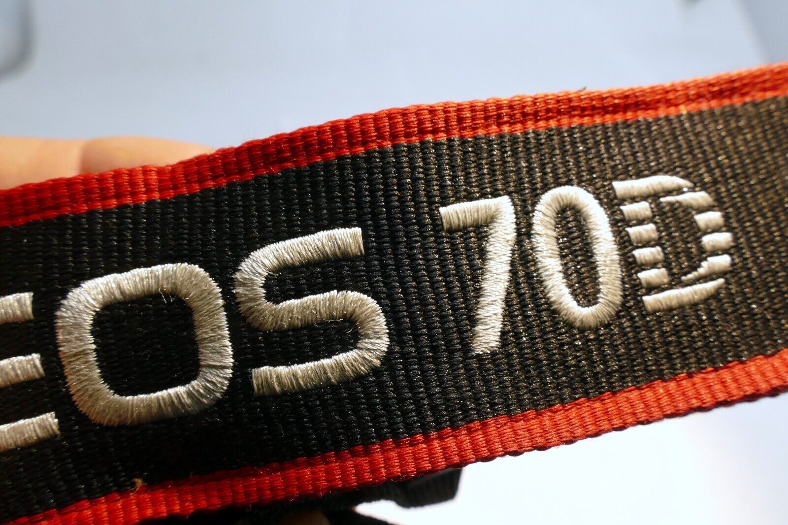 Canon EOS 70D SLR Digital Camera Neck Shoulder Strap -  Genuine OEM