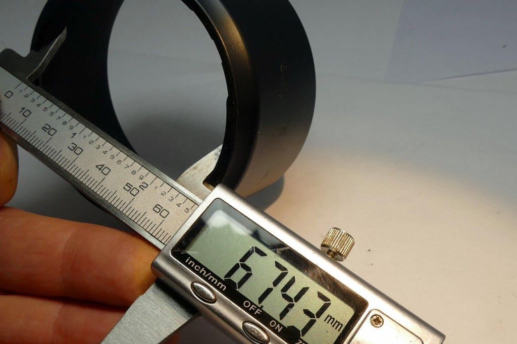 62mm  Plastic Lens Hood Shade  telephoto 100-300mm