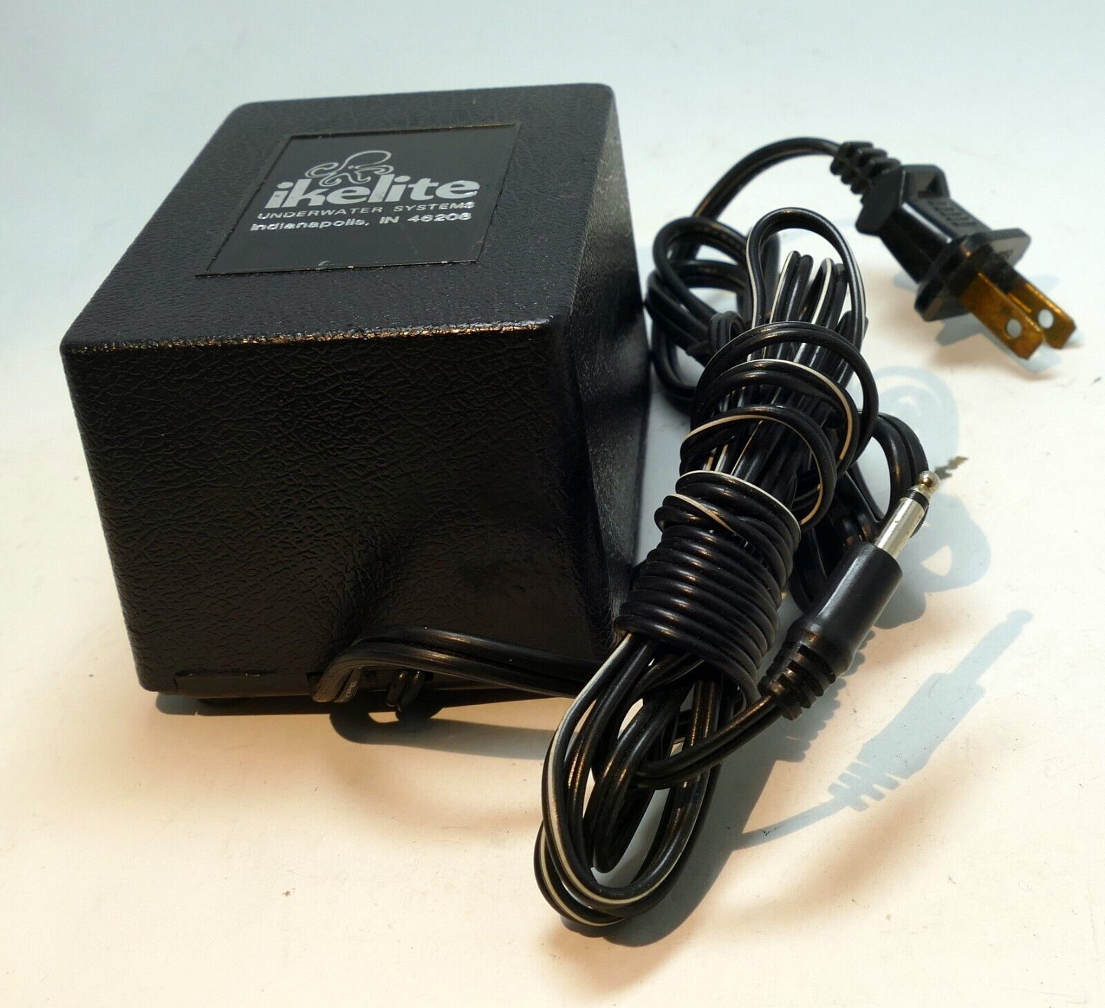 AC Adapter For Ikelite Modular Light Underwater  Charger Nikonos