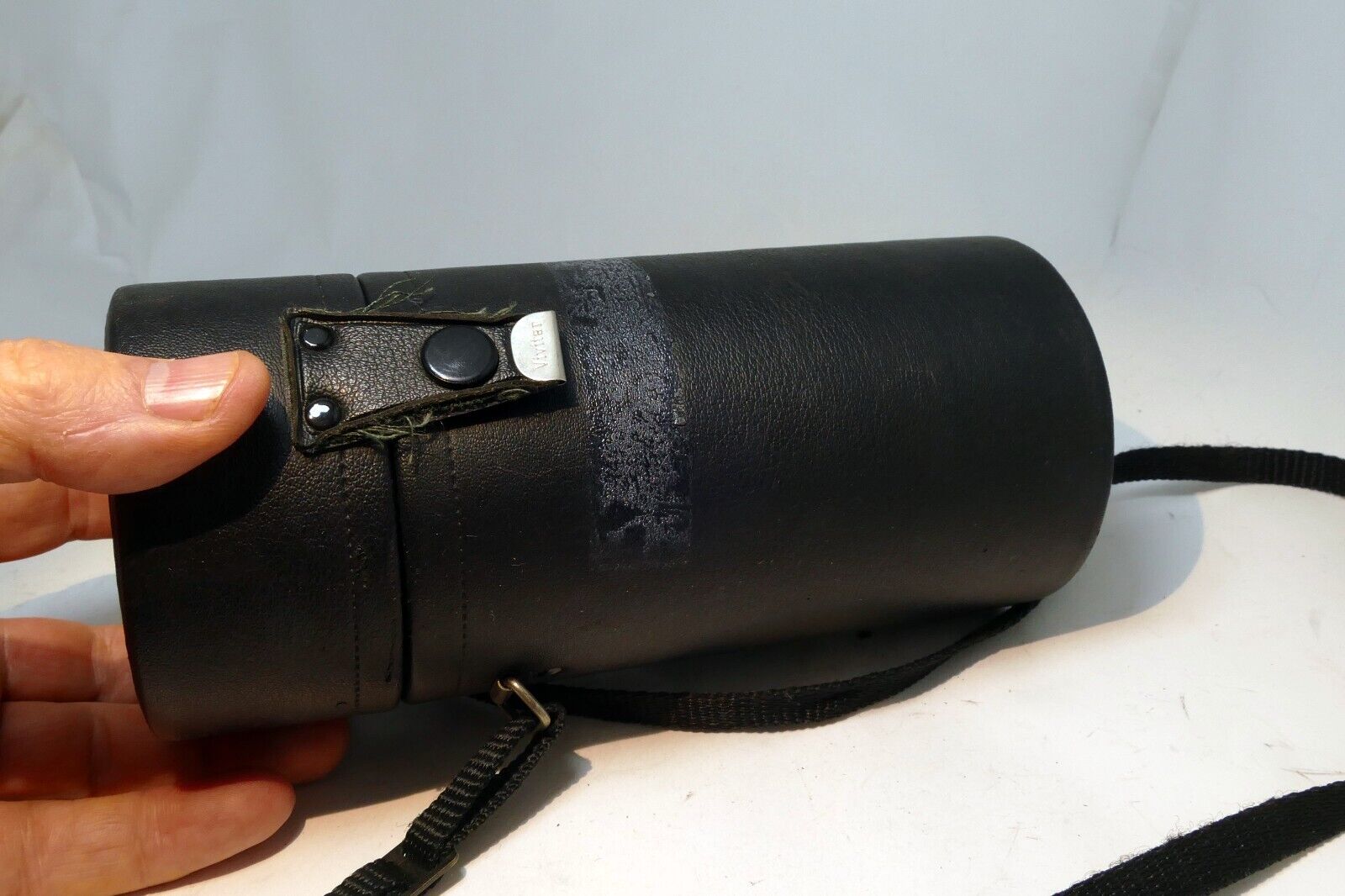 Vivitar Hard Lens Case for 70-150mm f3.8 macro 2.5x6"