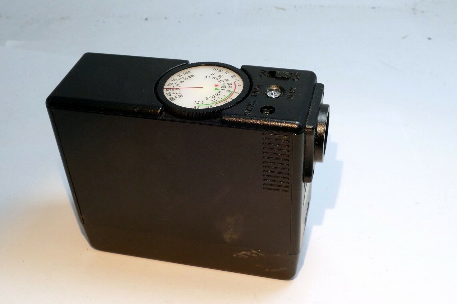 Canon Speedlight A-33  Automatic Flash does not work AS IS PARTS or REPAIR