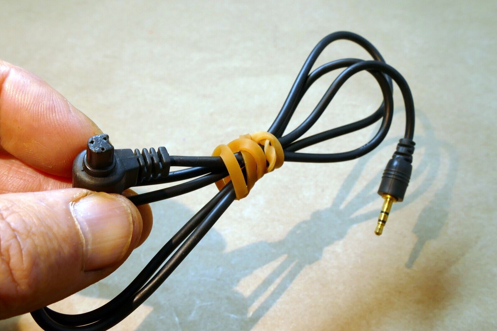 Promaster 2.5mm Cable for Remote Shutter Release for  EOS 5D 7D II III (3-pin)