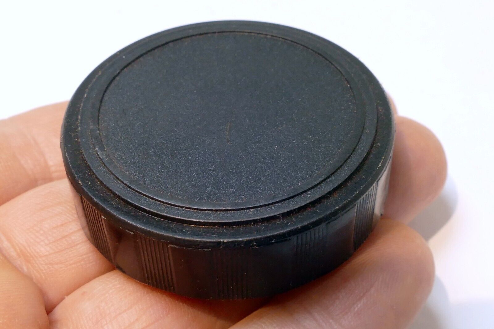 Camera leans Rear Cap for Canon FD 35-70mm lens - slip on type