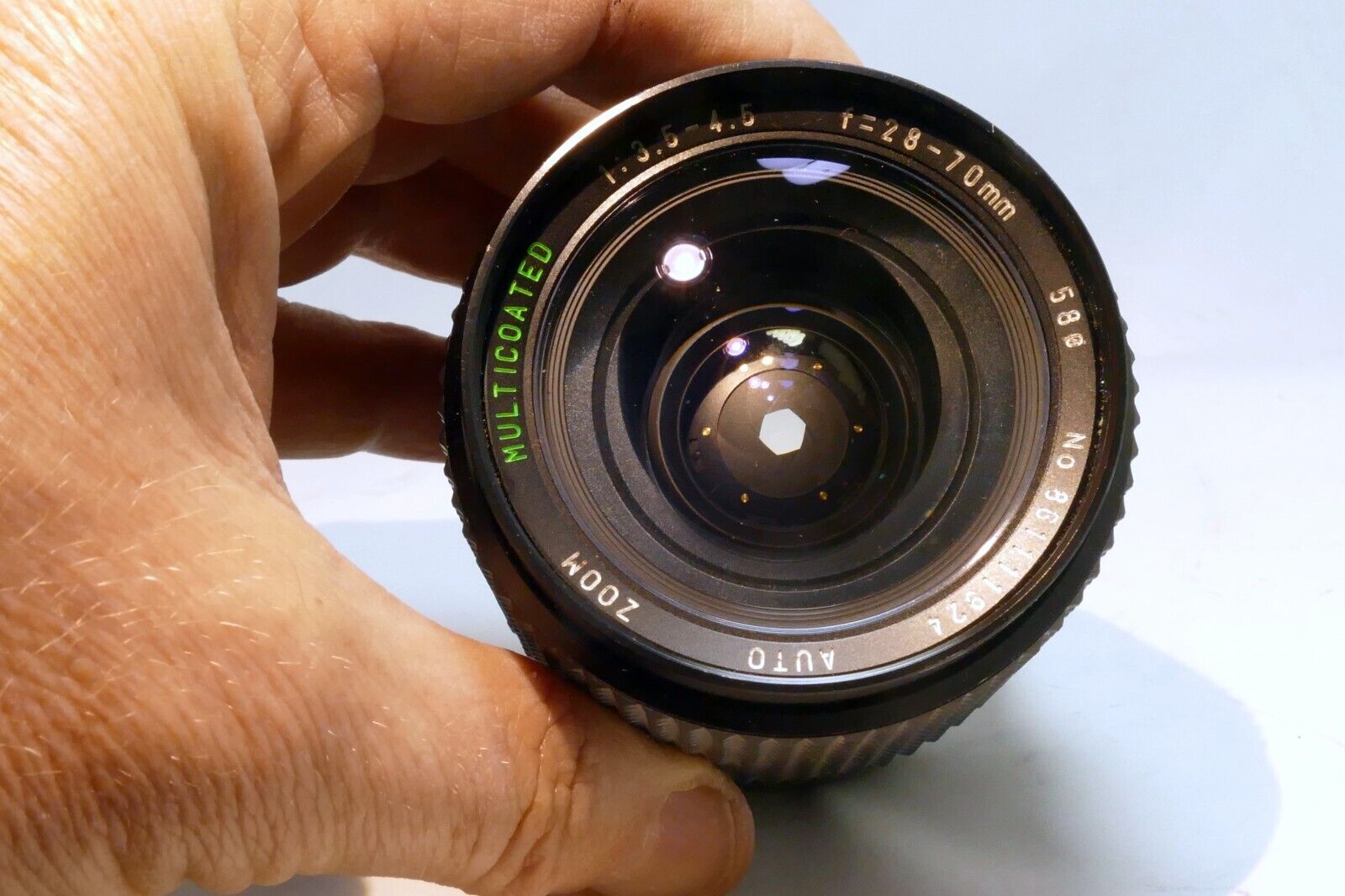 Sears 28-70mm f3.5-4.5 for PENTAX K KR manual focus lens - With separation haze