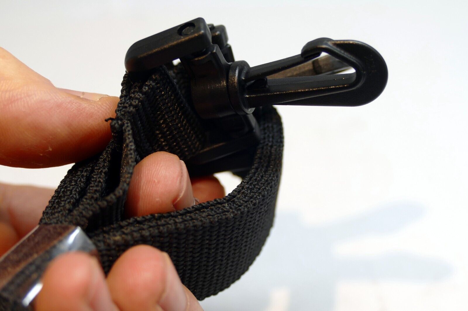 Shoulder Strap 2.5cm wide for camera case bag snap on clips swivel sturdy clips
