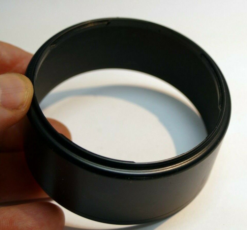 65mm ID plastic Lens Hood unknown brand  twist on type for telephoto