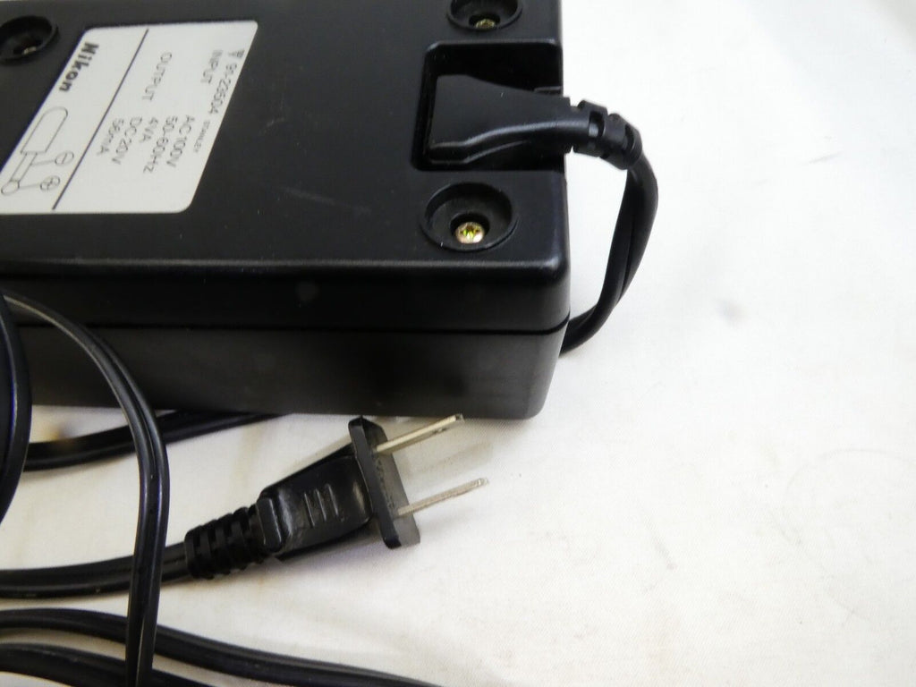 Nikon MH-2 Quick Charger Ac115/220-240V 50/60HZ 10W – DC20V with US wall cable