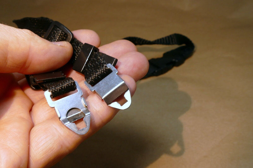 Optech USA Snap on clips for Mamiya C33 C330 Strap Neck Shoulder RB67