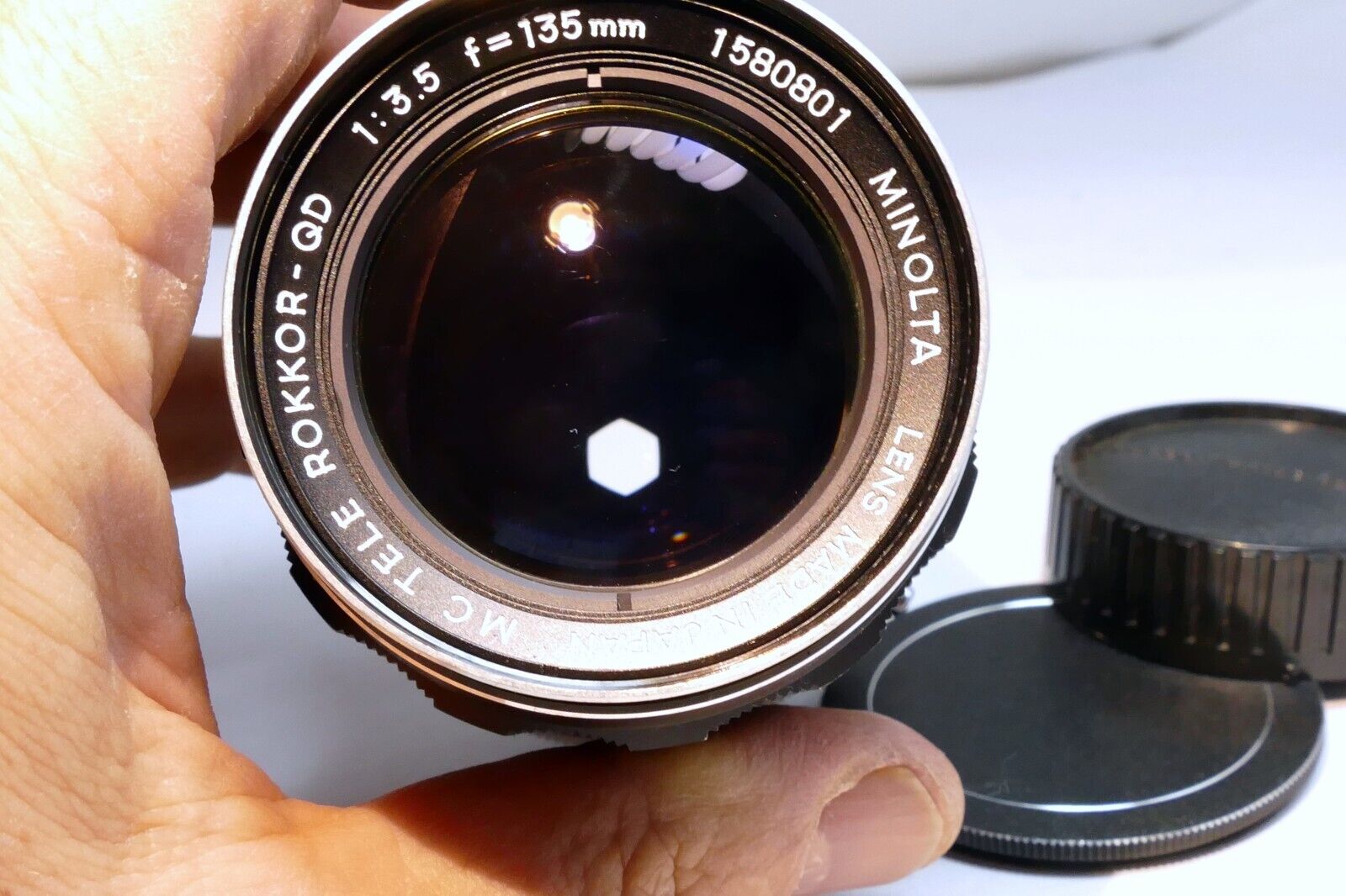 Minolta MC Tele Rokkor QD 135mm f3.5 Lens - AS IS with aperture oil stuck