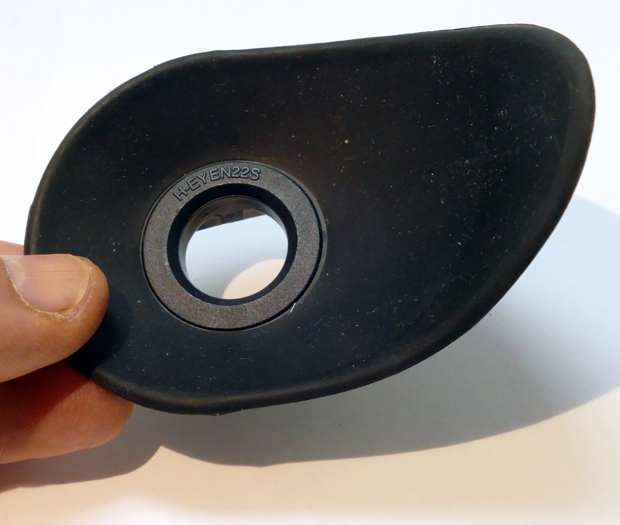 En22S 25mm Hoodman Rubber eye cup large size  for Nikon D cameras