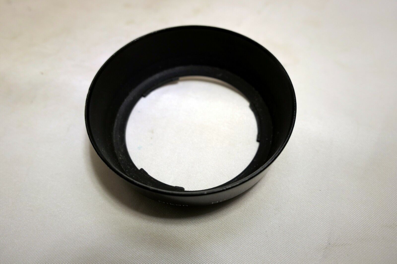 NIKON SHADE HB-2 FOR AF 35-105mm f3.5-4.5 Genuine original Nikkor auto focus OEM