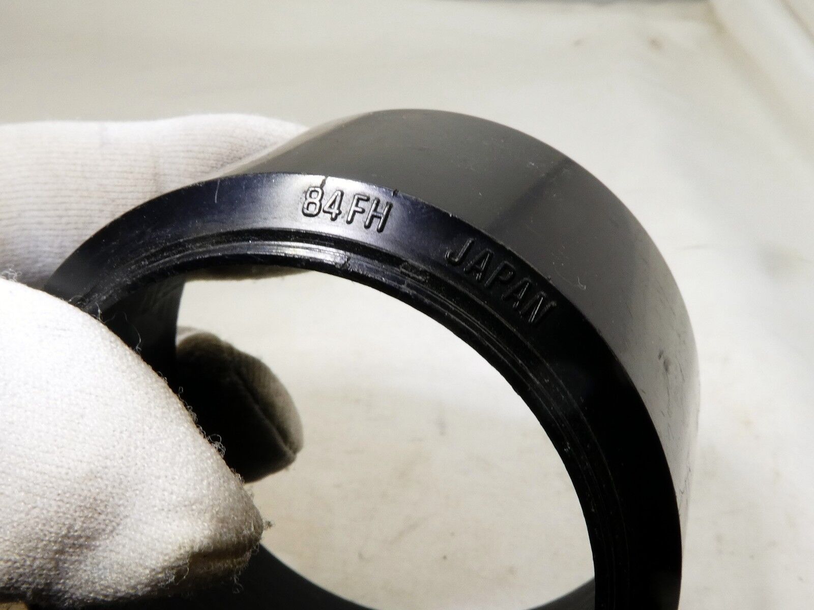 Tamron 84FH LENS HOOD SHADE 58mm screw in for 70-210mm AF 80-200mm adaptall OEM