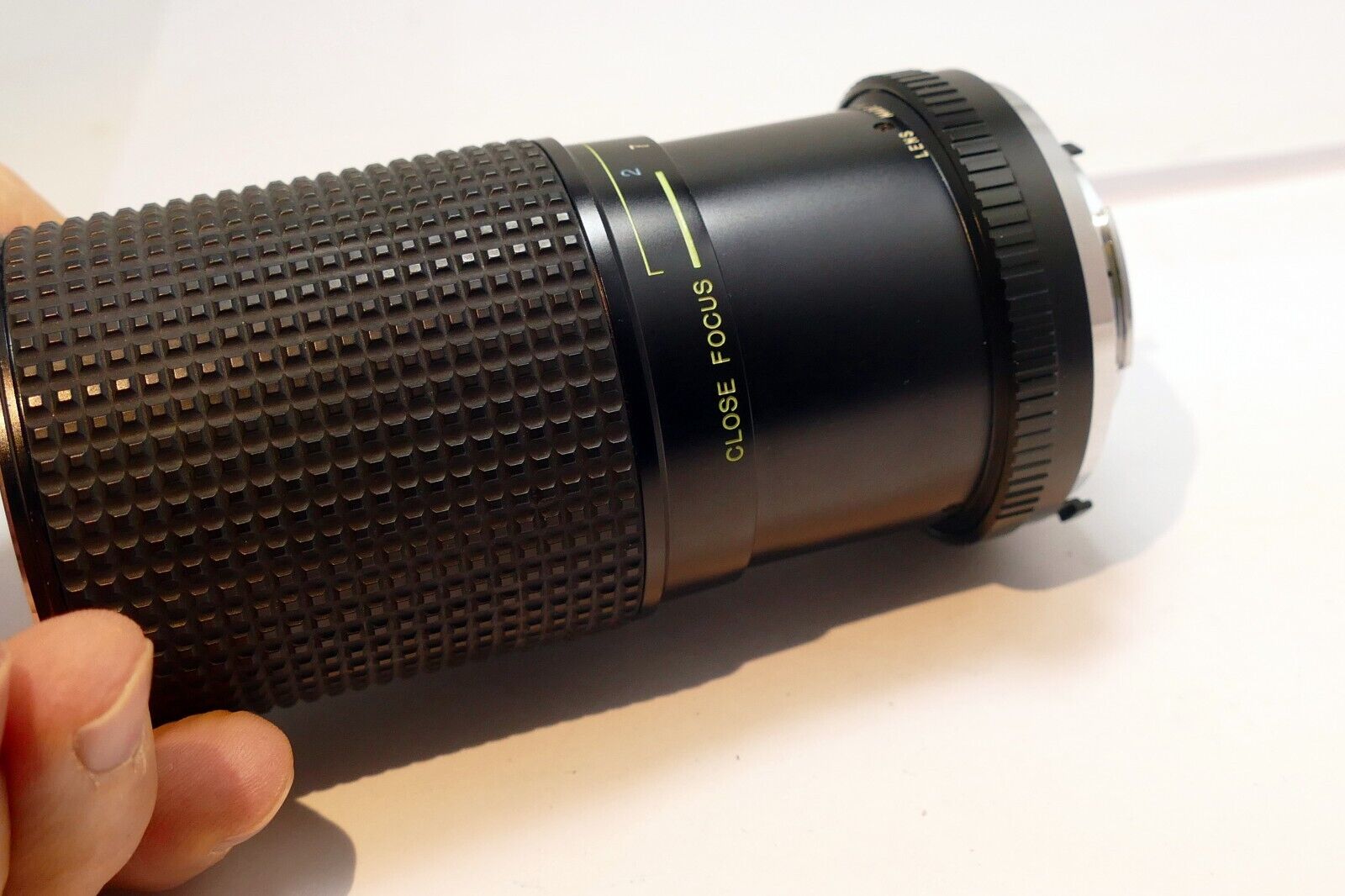 RMC Tokina 80-200mm f4.5 manual focus Lens for Minolta MD mount (w/ light haze)
