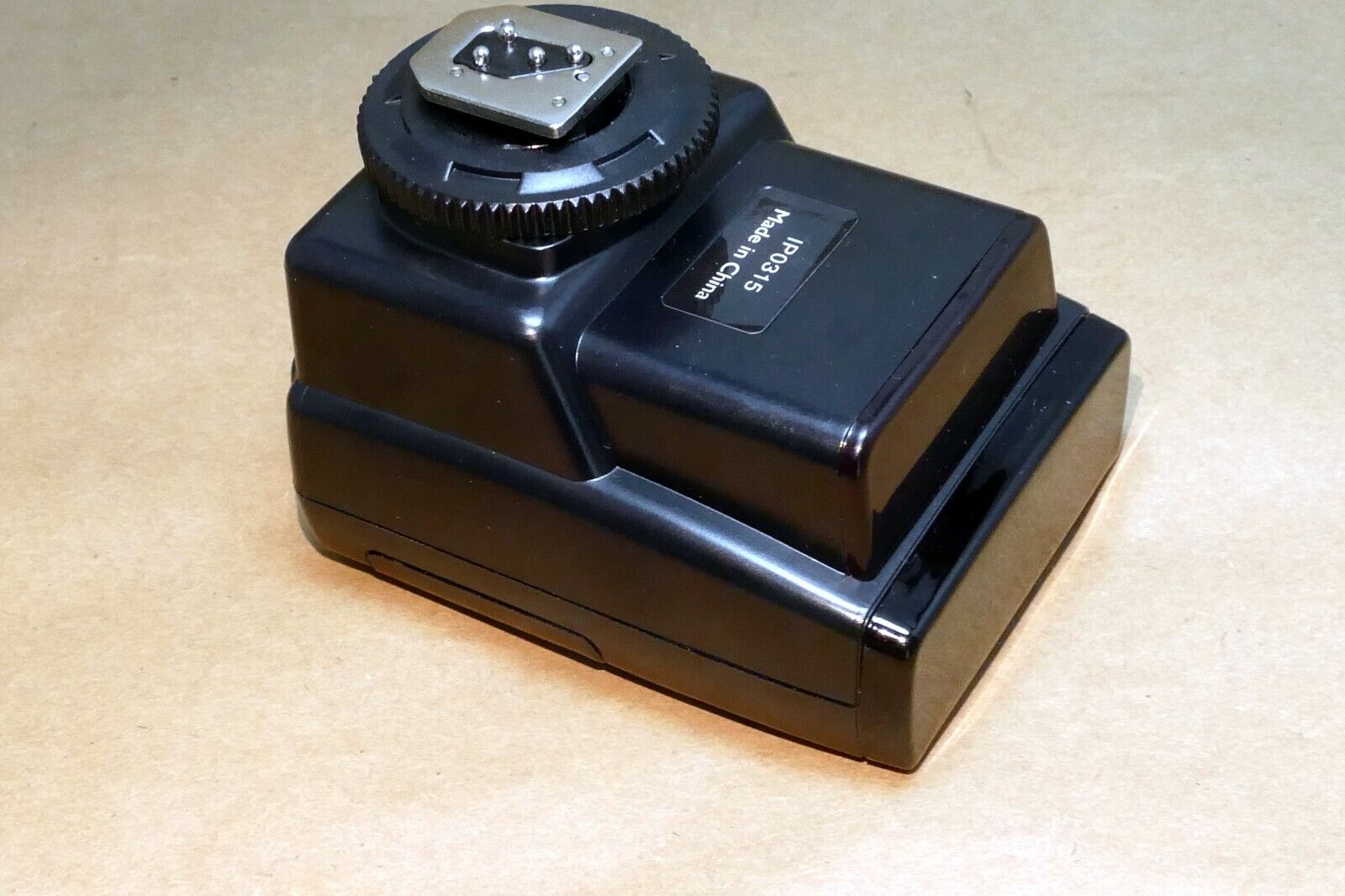 VELLO FREEWAVE IR COMMANDER WIRELESS flash control for NIKON i-TTL SB-900 910