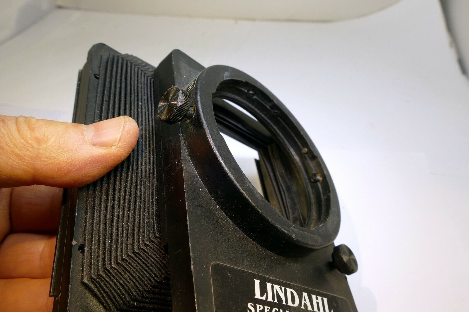 Lindahl Bellows lens Hood 31.1320 Bell-O-Shade Single 3X3 filter slot - AS IS