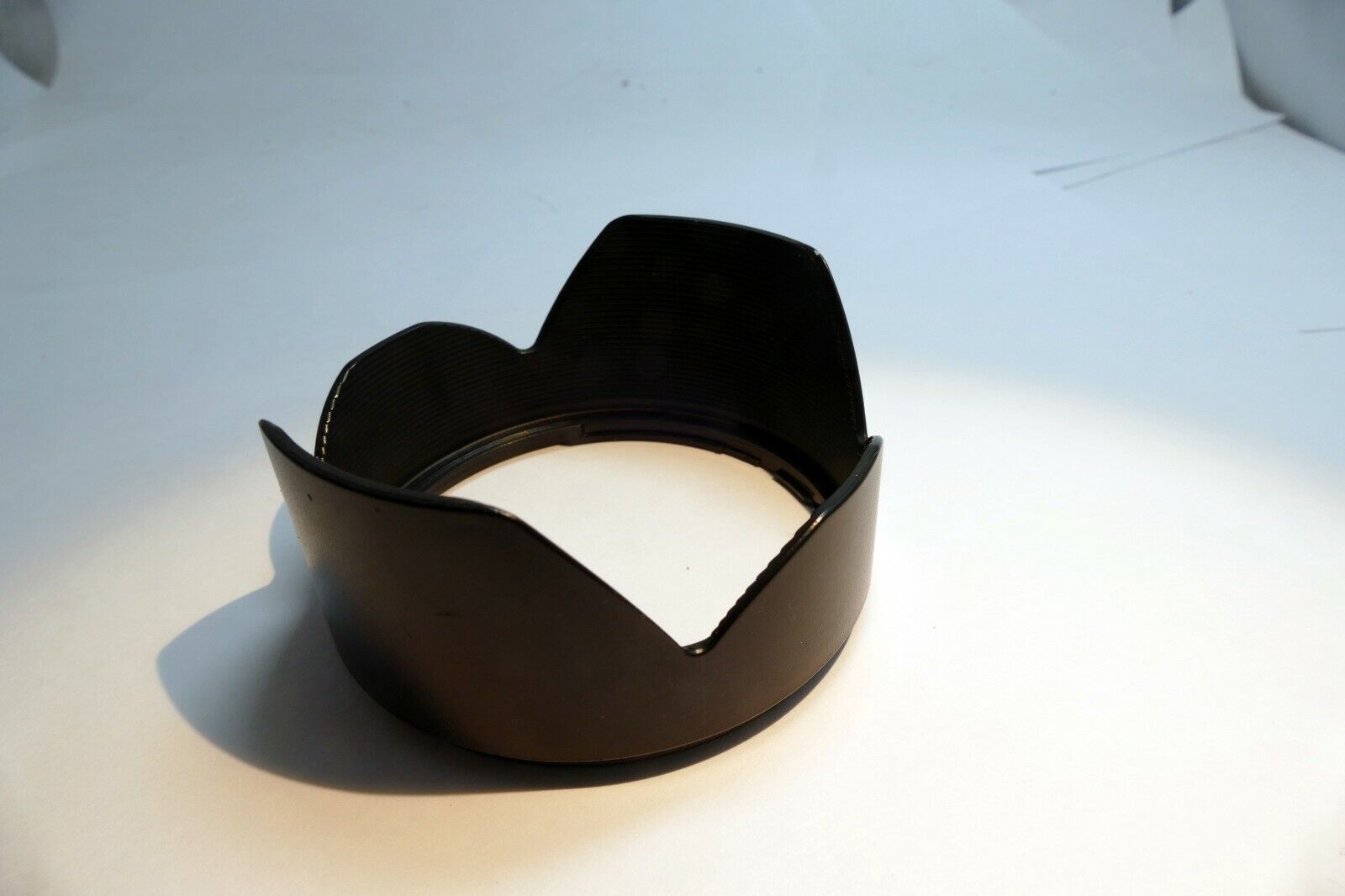 66.5mm ID Petal Shaped Plastic Lens Hood
