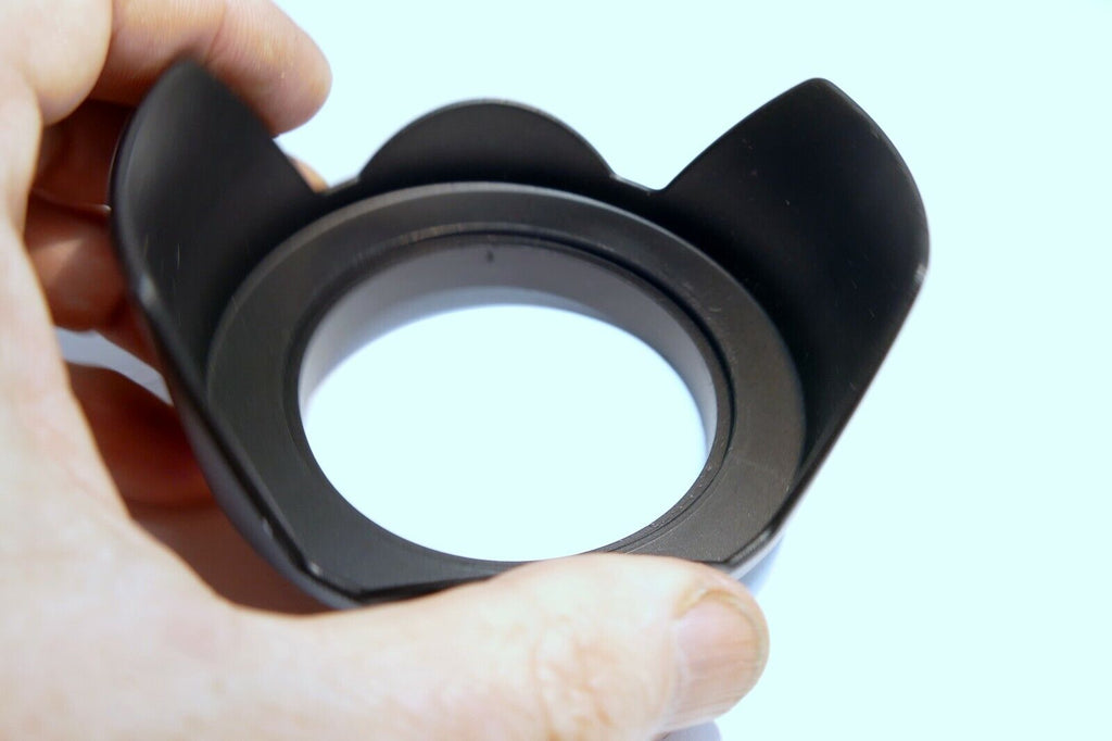 67mm  LENS Hood Shade screw in for  18-135mm 28-135mm EF