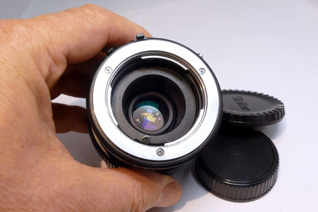 Vivitar 2X Macro Focusing Teleconverter  Minolta MC M/MD Mount  lens