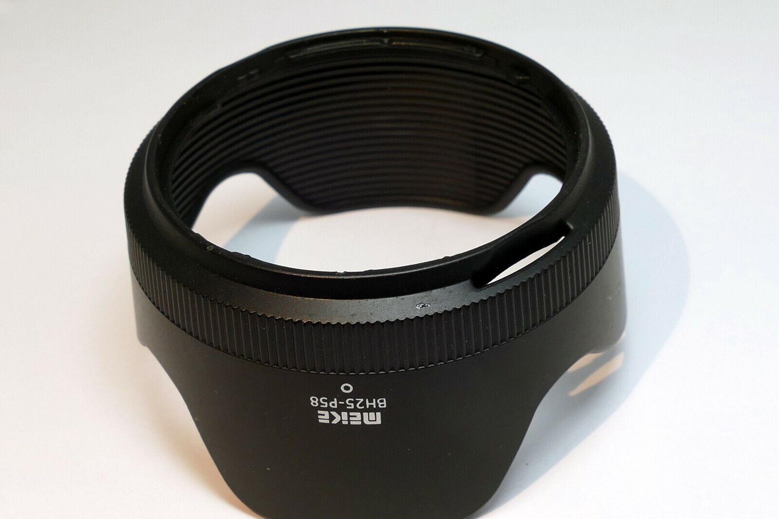 49mm Meike BH25-P58 Lens Hood Shade for  25mm F1.8 35mm