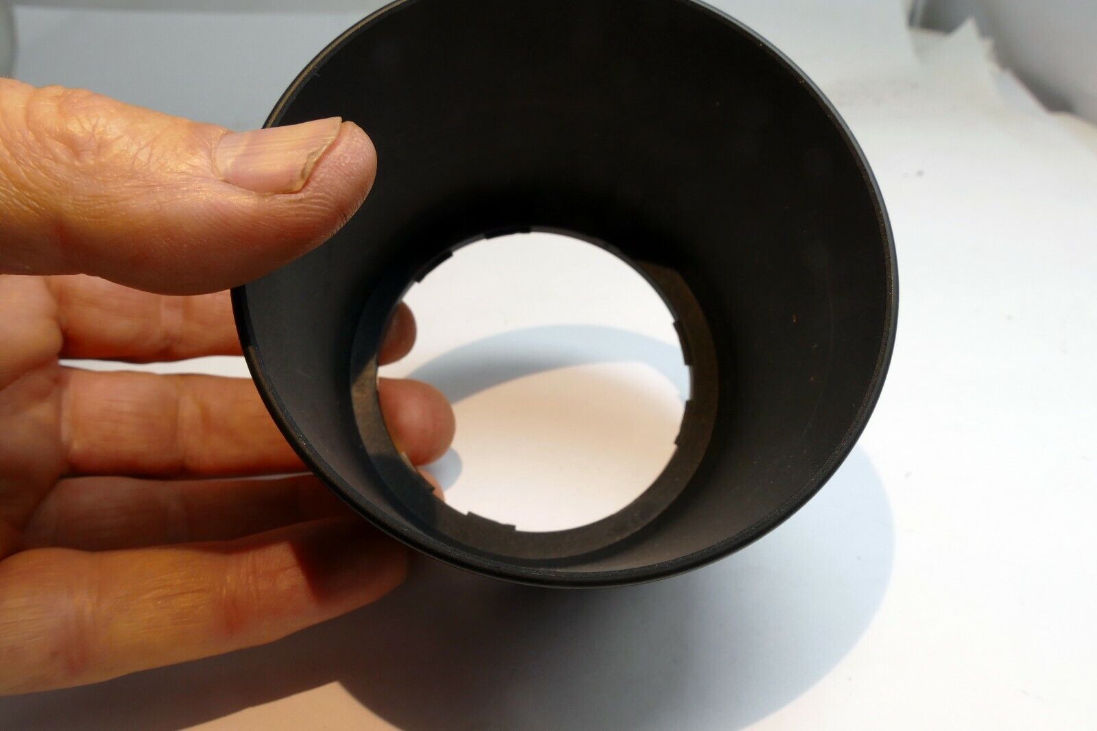 Replacement  63mm ID Lens Hood Shade for 58-62mm rim  (unknown brand)