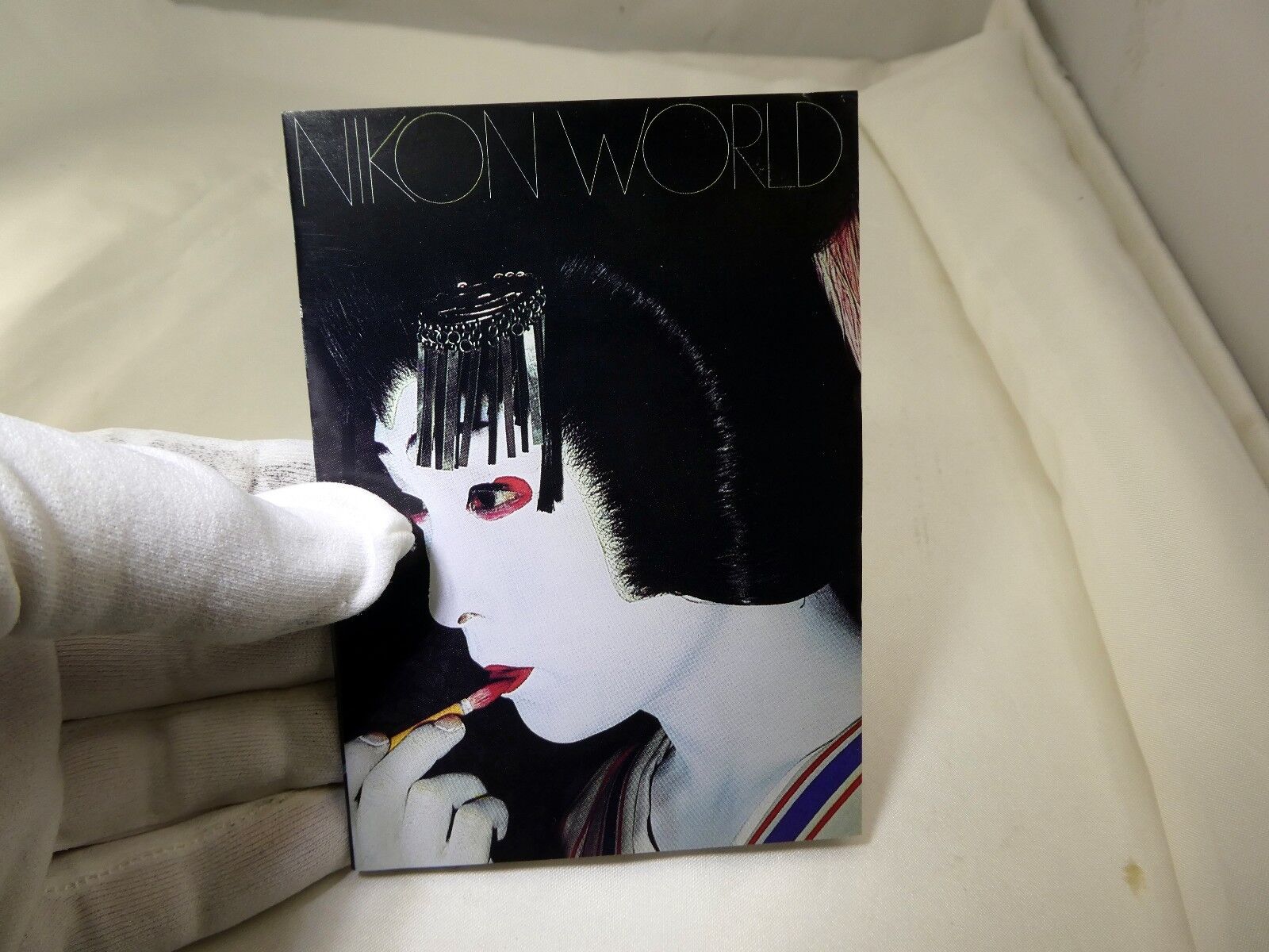 Nikon World brochure Guide subscription post card (EN) vintage