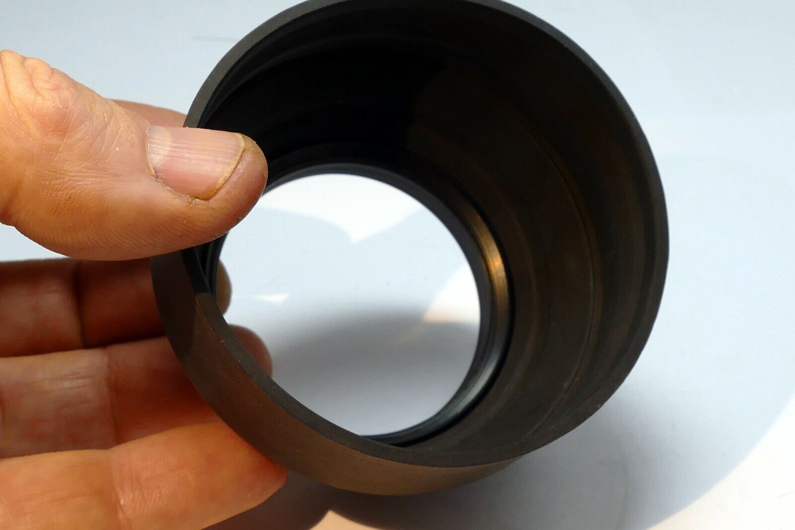 52mm screw in  Rubber Lens Hood Shade for telephoto 135mm  f2.8  lenses