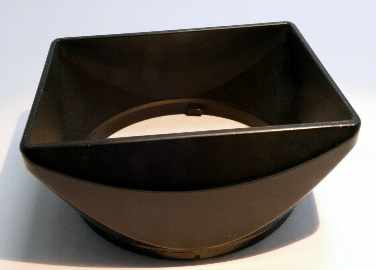 59.5mm ID Plastic Lens hood shade square