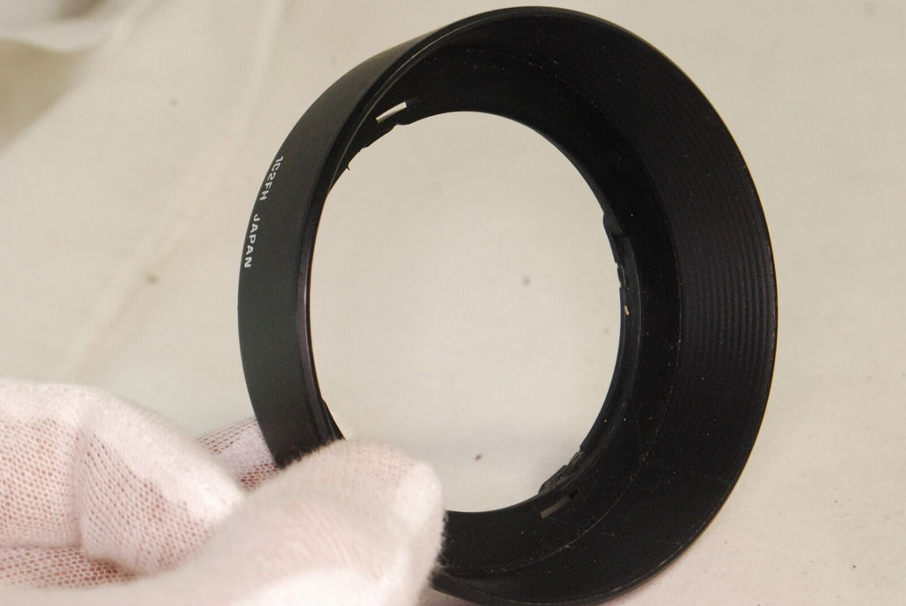 Genuine TAMRON 1C2FH Plastic Lens Hood Made in Japan 28-80mm f3.5-5.6 AF zoom