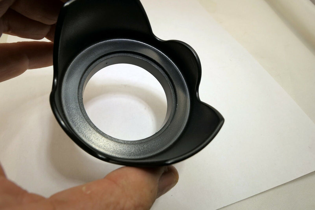 Petal 52mm Lens Hood Shade screw in type plastic