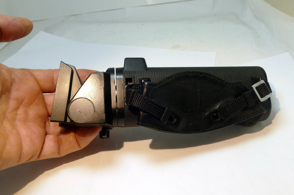 Olympus Bounce Grip Flash (not sure what model , missing bracket ) - UNTESTED
