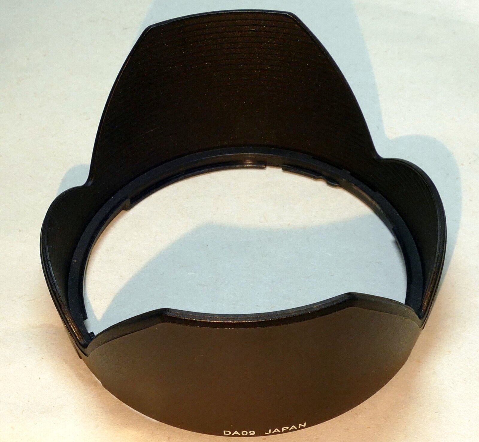 Tamron DA09 Lens Hood Shade for 28-75 mm f/2.8, A16 17-50 mm f/2.8 (67mm rim)