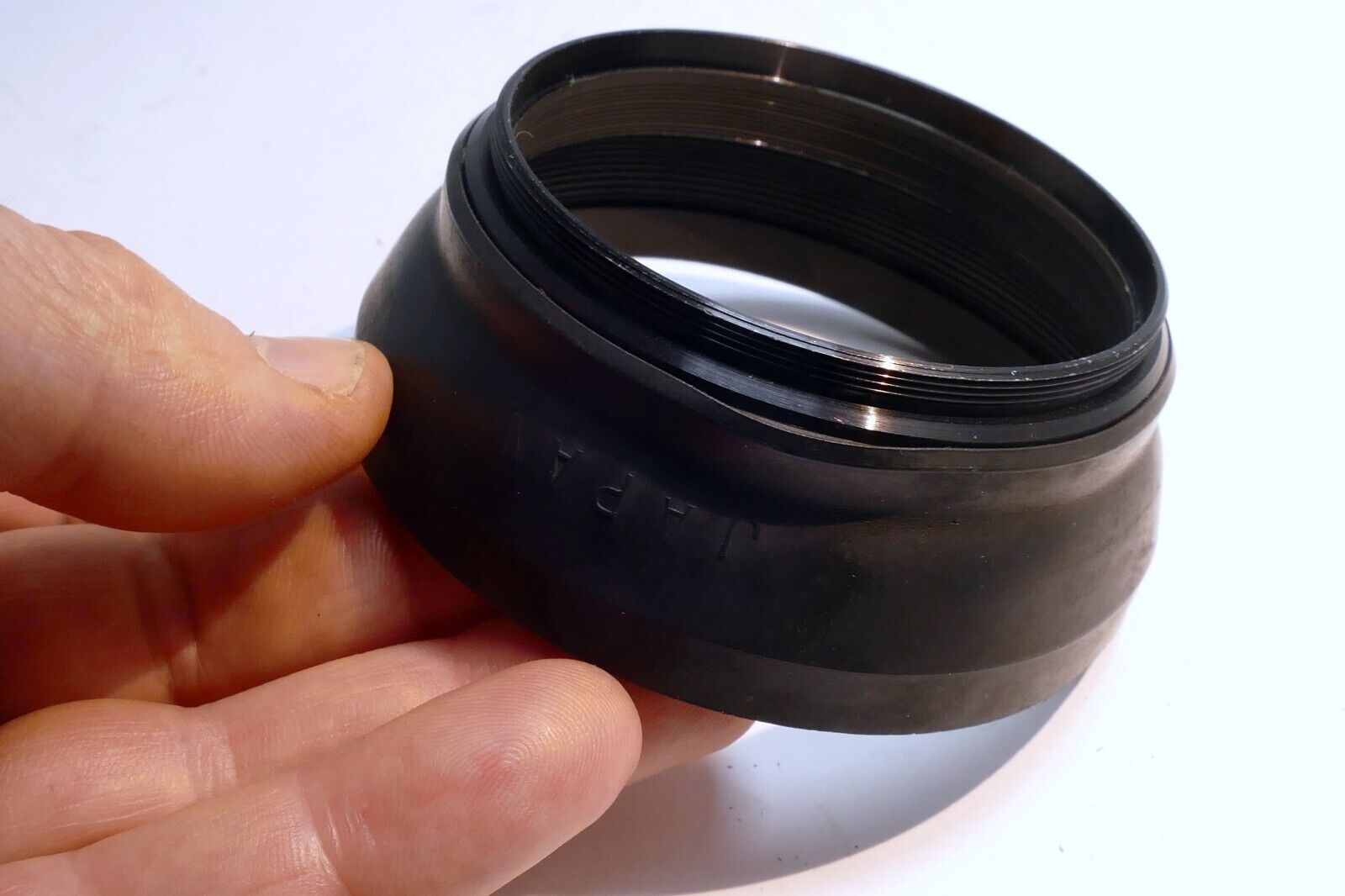Series 8 VIII Lens Hood Shade threaded vintage 66.6mm (will not collapse)