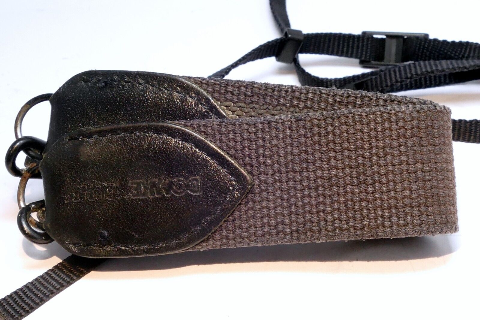 Domke Gripper 3.5cm wide Camera Shoulder neck Strap quick release lugs
